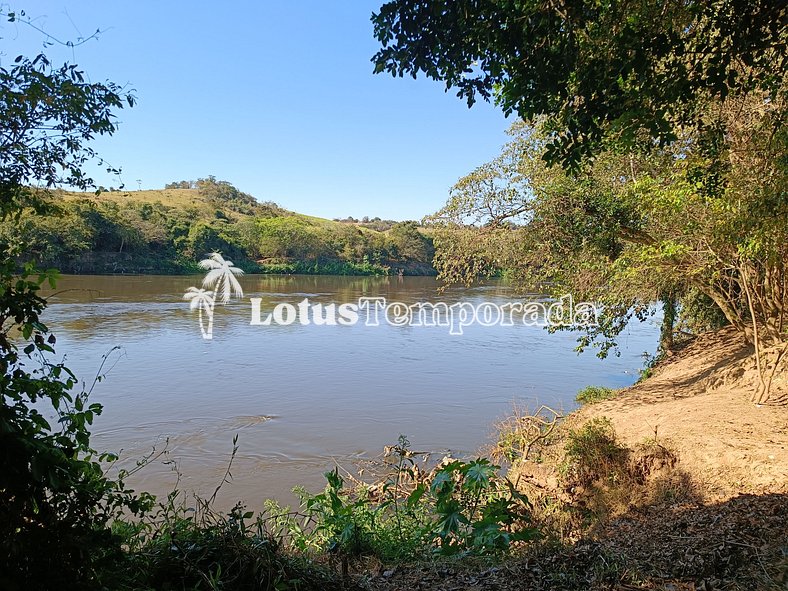 Chácara alto padrão com piscina aquecida e 07 Suítes LT0034