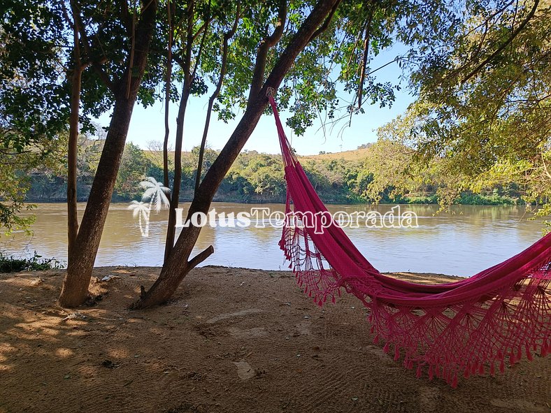 Chácara alto padrão com piscina aquecida e 07 Suítes LT0034