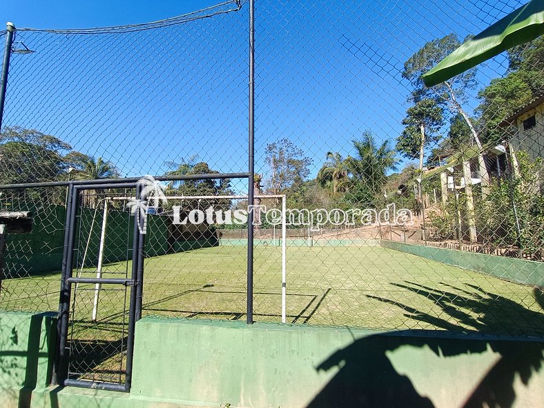 Chácara com Piscina, Jogos e Gourmet em SP LT0053