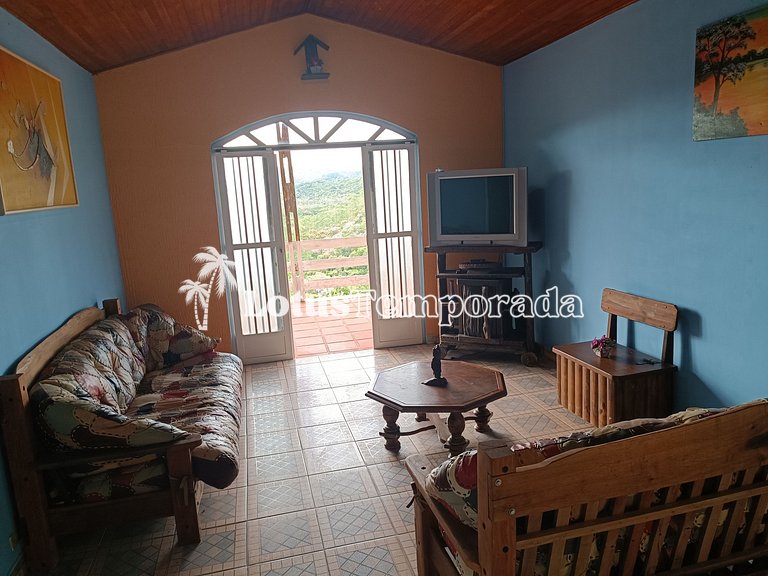 Chácara com vista para montanhas e piscina LT0035