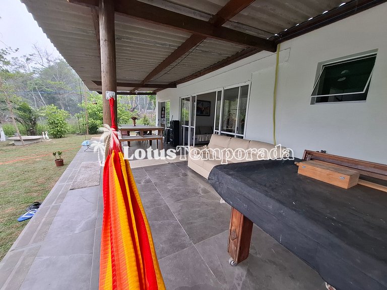 Chácara Completa com Piscina, Natureza e Muito Lazer LT0061