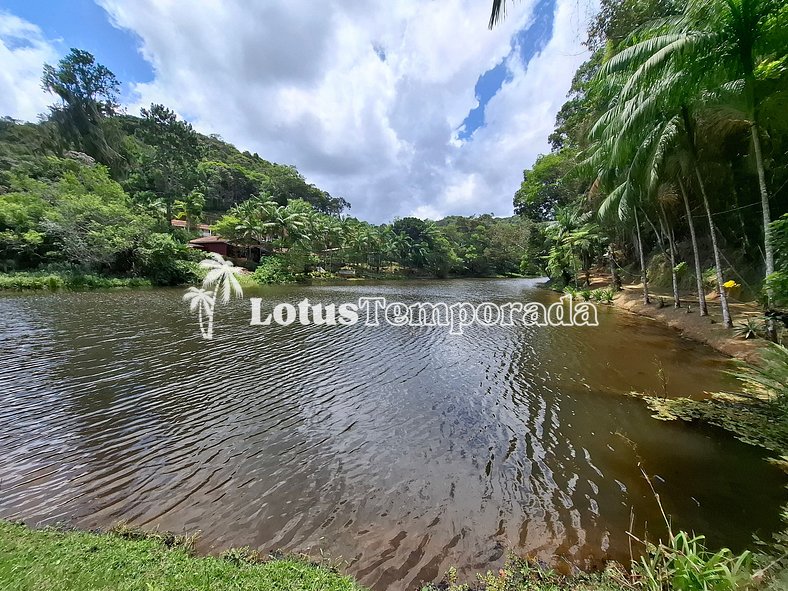 Chácara em Condomínio com Vista para Lago LT0065