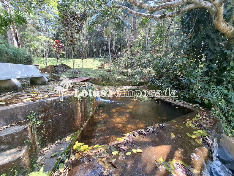 Paraíso em Meio à Natureza com 12 suítes LT0064