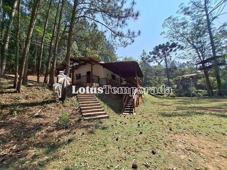 Paraíso em Meio à Natureza com 12 suítes LT0064