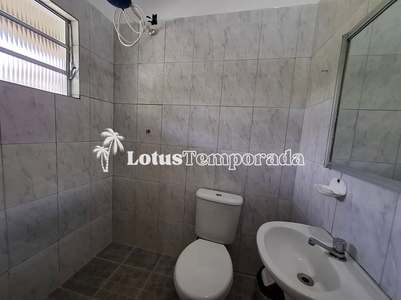 Sítio com 5 suítes, piscina e área gourmet LT0051