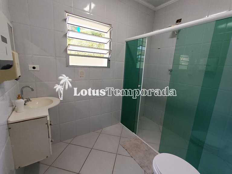 Sítio com piscina aquecida e área de fogueira LT0029