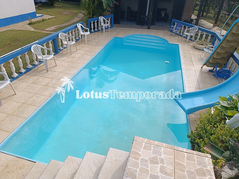 Sitio com piscina, campo de futebol e lagos LT0015