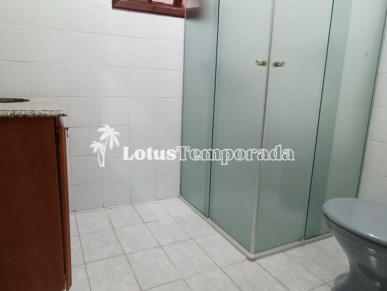 Sítio com piscina e área de fogueira LT0036