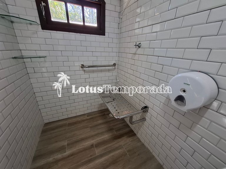 Sítio com piscina e área de fogueira LT0036