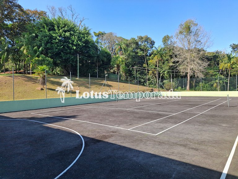 Sito com quadra de Tênis a beira da Represa LT0054