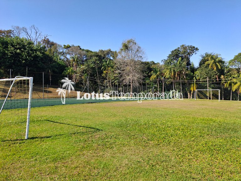 Sito com quadra de Tênis a beira da Represa LT0054